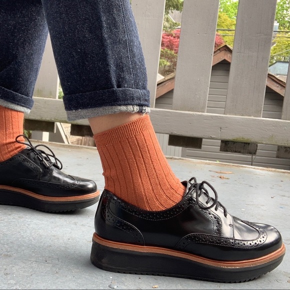 Clarks Teadale Maira Oxfords in Genuine Maroon Patent Leather - Picture 2 of 12